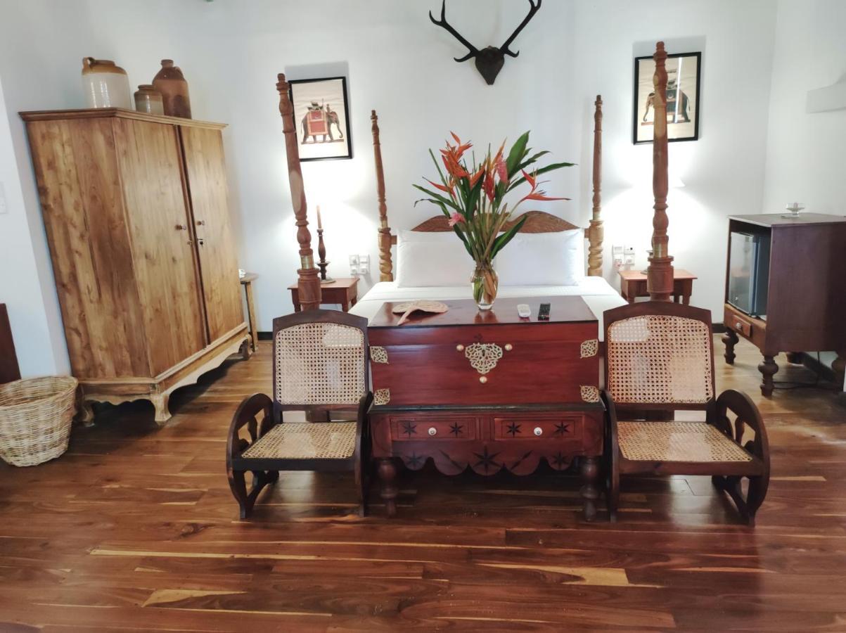 Villa Seven Faces-Luxury Escape,Stunning Views With Private Pool For A Couple Or Family! Galle Exteriör bild